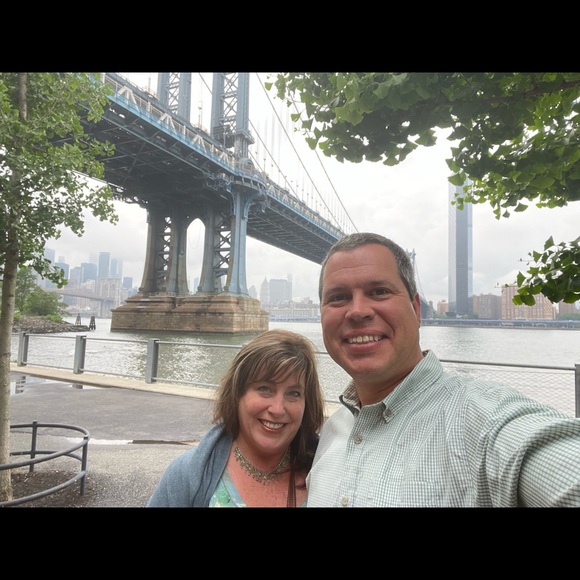 Meet your Posher, Terina - Picture 1 of 3